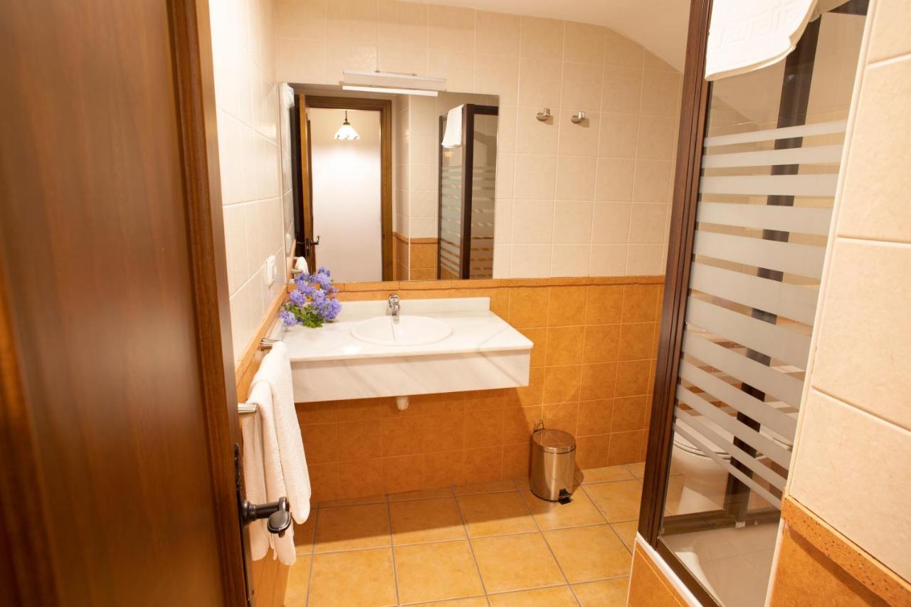 Hostal Rural Zahara 자하라 데 라 시에라 외부 사진